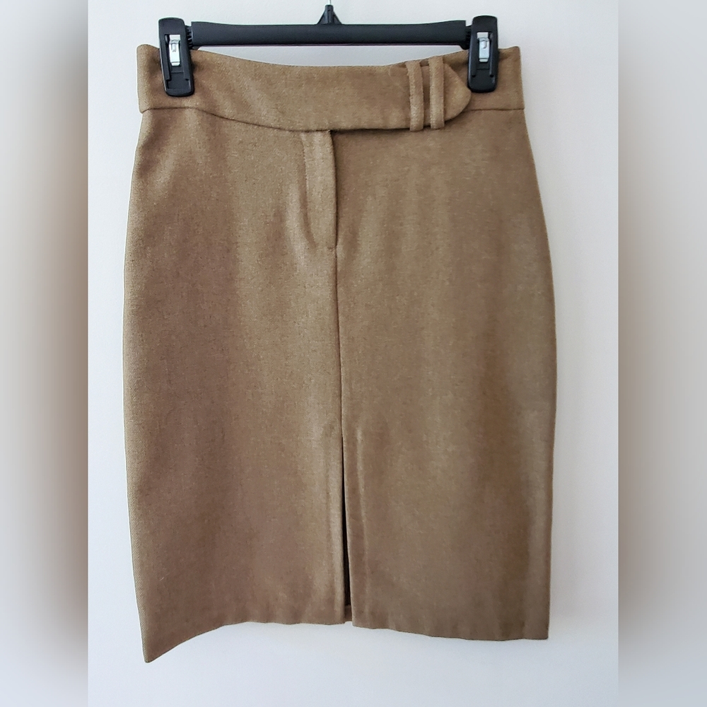 Tweed pencil skirt